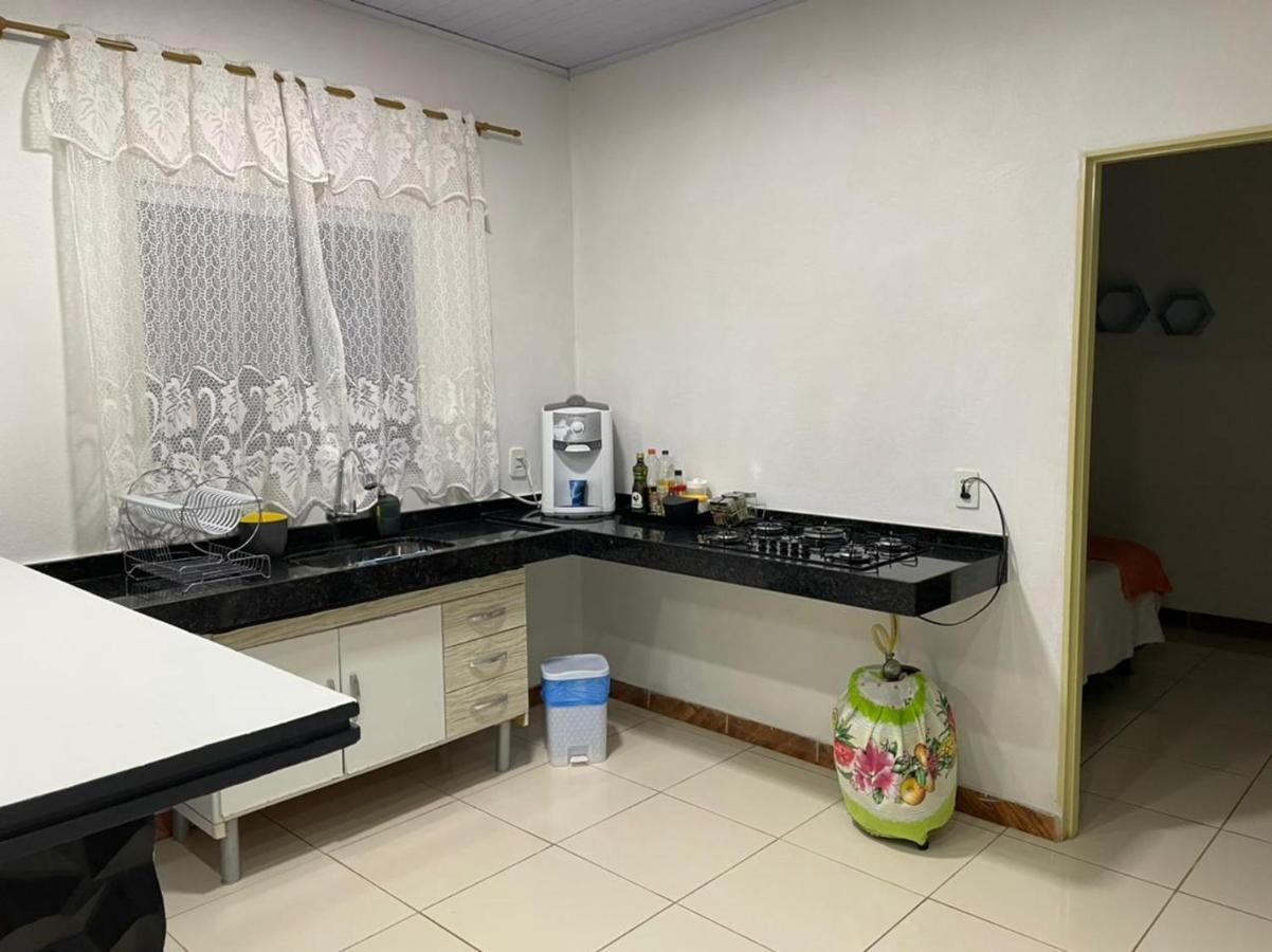 Вілла Barros Hospedagem Алту-Параїзу-ді-Гояс Екстер'єр фото
